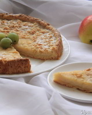 Пирог с яблочным кремом