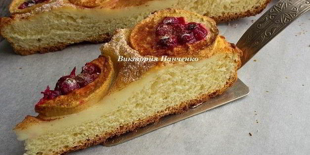 пирог с яблоками и клюквой