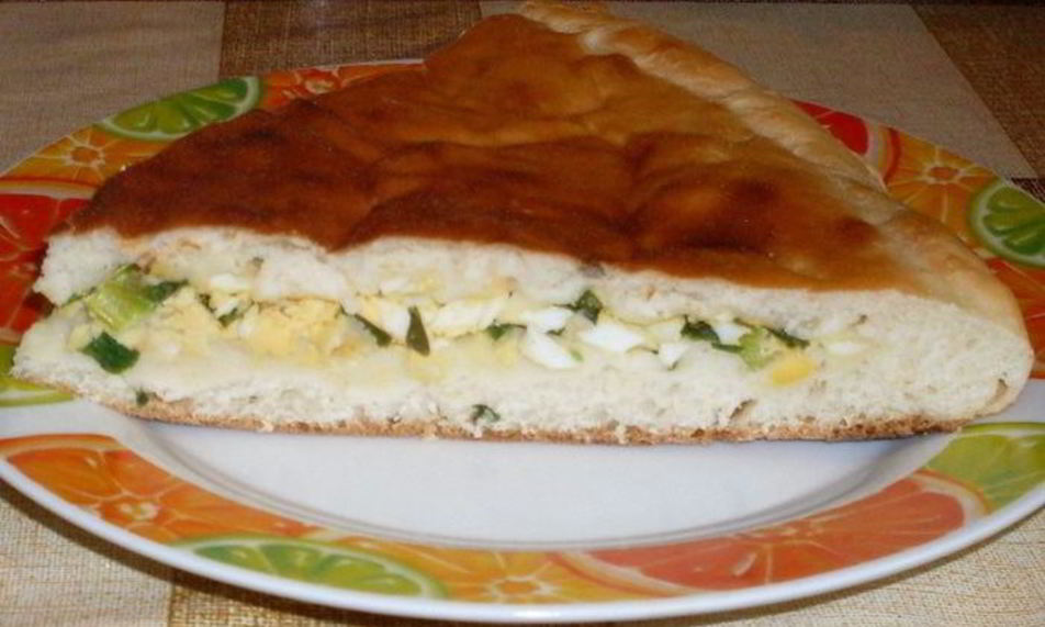 Рецепт пирог с яйцом и зеленым луком