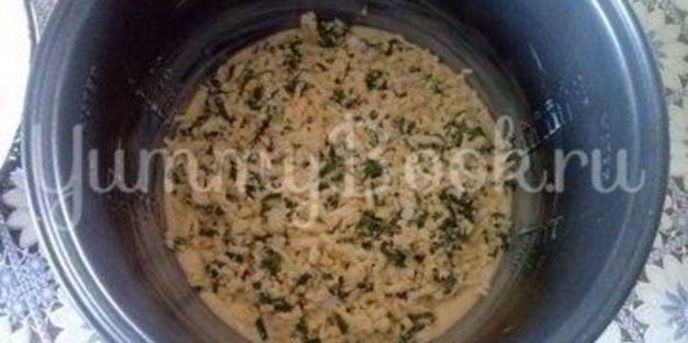 пирог с зеленым луком и яйцом в мультиварке