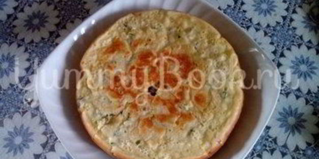 пирог с зеленым луком и яйцом в мультиварке