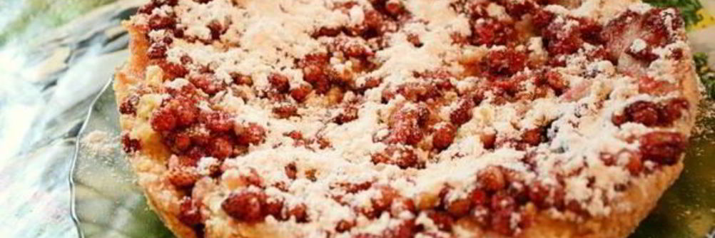 Пирог с земляникой