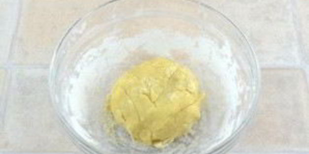 пирог со смородиновым вареньем