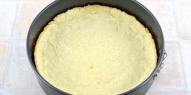 пирог со смородиновым вареньем