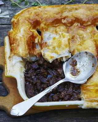 Порционные пироги из говядины в английском стиле