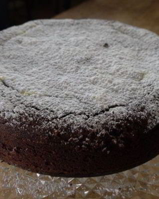 Шоколадно-миндальный пирог на маскарпоне