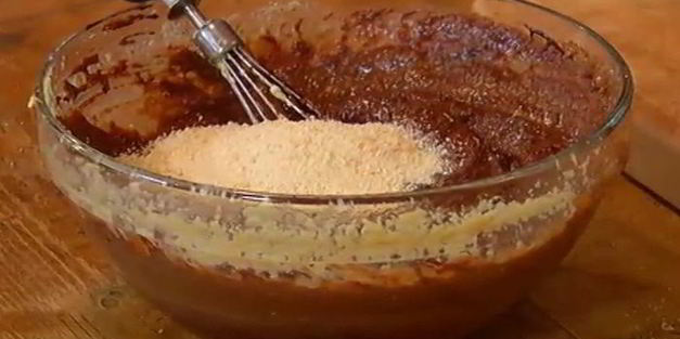 шоколадно-миндальный пирог на маскарпоне