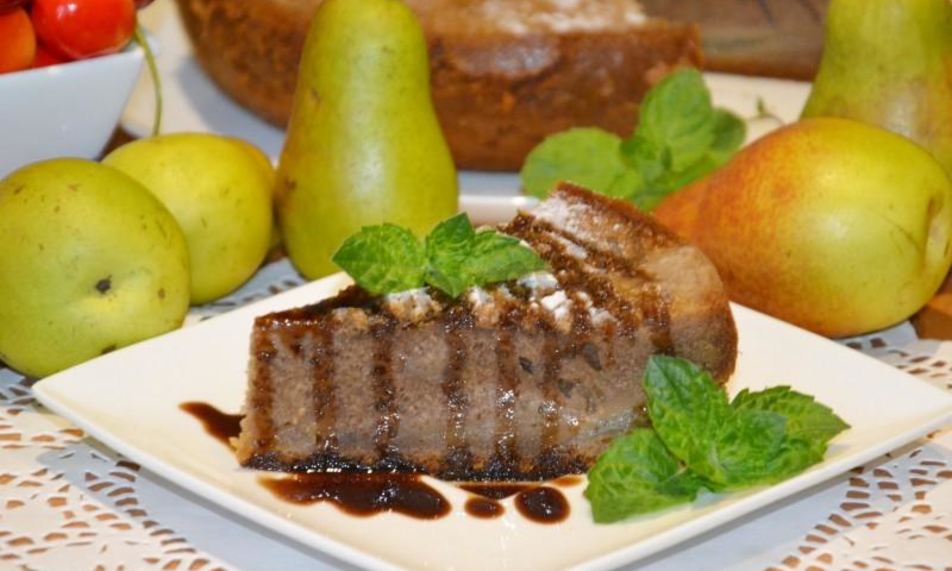 Рецепт шоколадный пирог с грушами в мультиварке