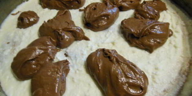 шоколадный пирог с творожно-сливочной начинкой