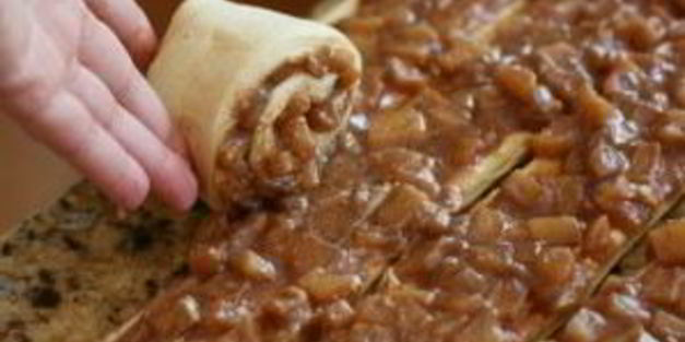 сладкий пирог из дрожжевого теста