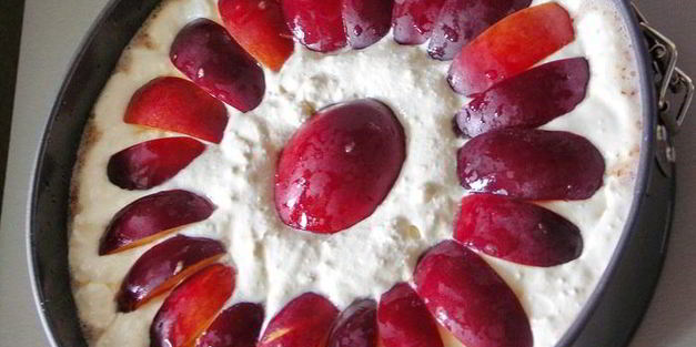 творожно-ореховый пирог с нектаринами