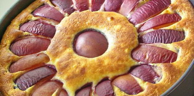 творожно-ореховый пирог с нектаринами