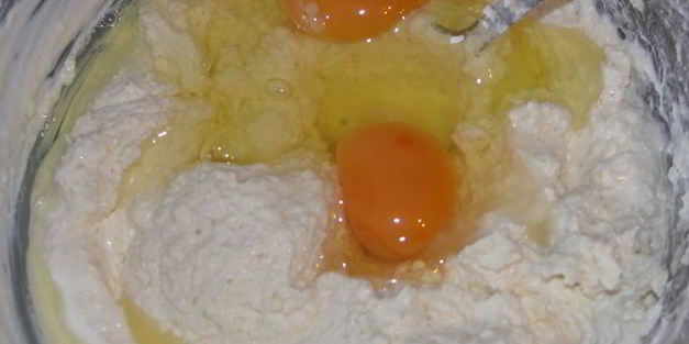 творожно-ореховый пирог с нектаринами