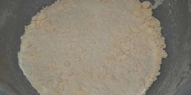 яблочный пирог из вкусного теста со сливочной заливкой