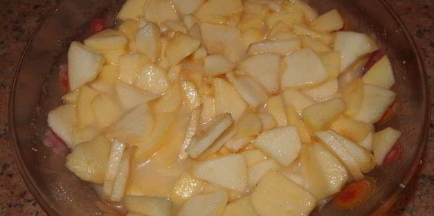 яблочный пирог из вкусного теста со сливочной заливкой