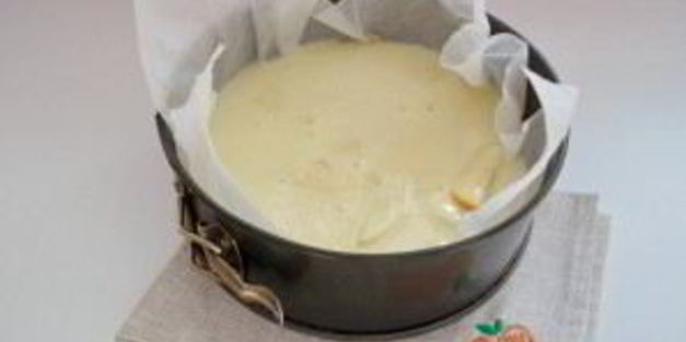 яблочный пирог с вкуснейшей заливкой