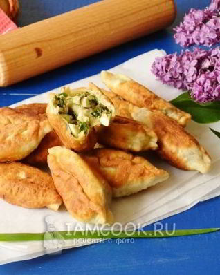 Быстрые пирожки с яйцом и луком
