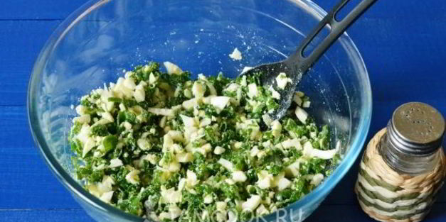 быстрые пирожки с яйцом и луком