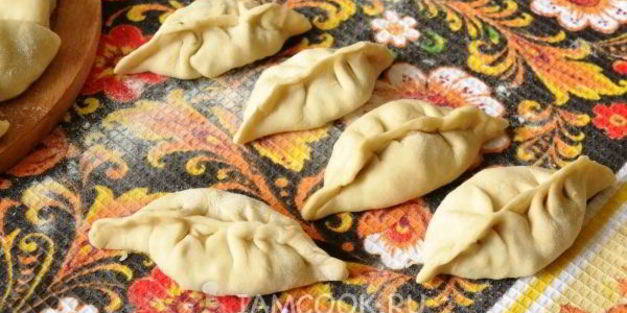 быстрые пирожки с яйцом и луком