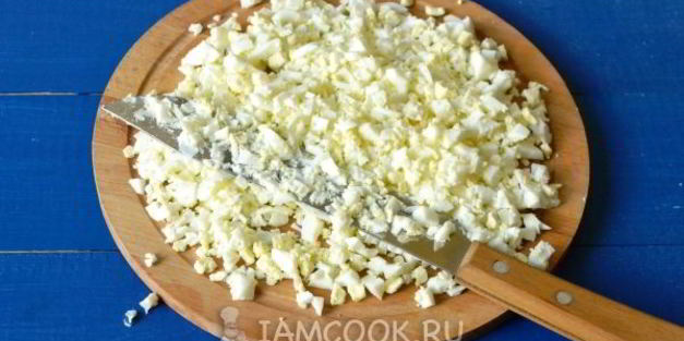 быстрые пирожки с яйцом и луком