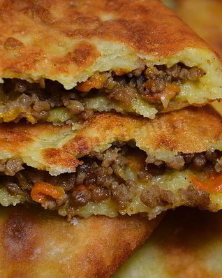 Картофельные пирожки с фаршем