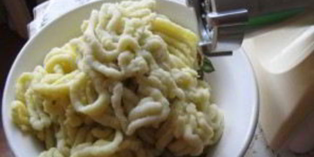 картофельные пирожки с начинкой из фарша