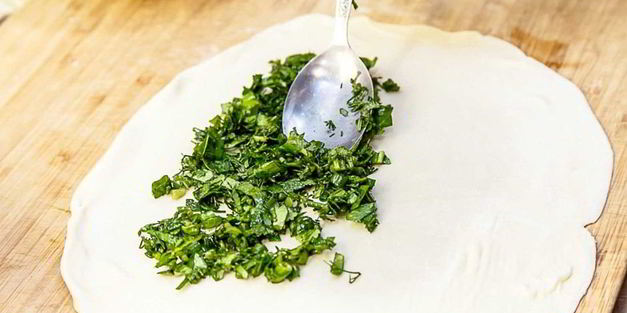 кутабы с зеленью