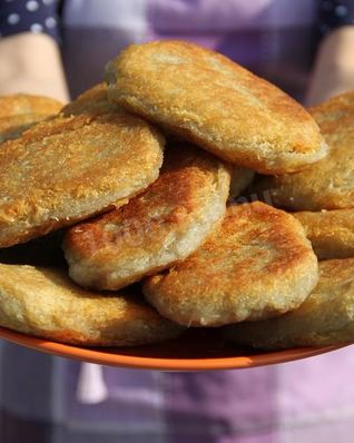 Нагисаер — пирожки из картофельного теста