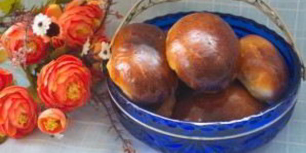 печеные пирожки из дрожжевого теста