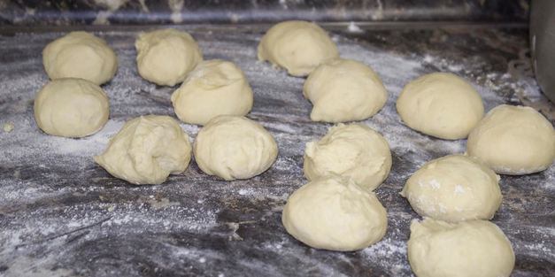 пирожки дрожжевые на воде на сковороде