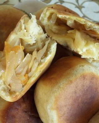 Пирожки из готового бездрожжевого теста