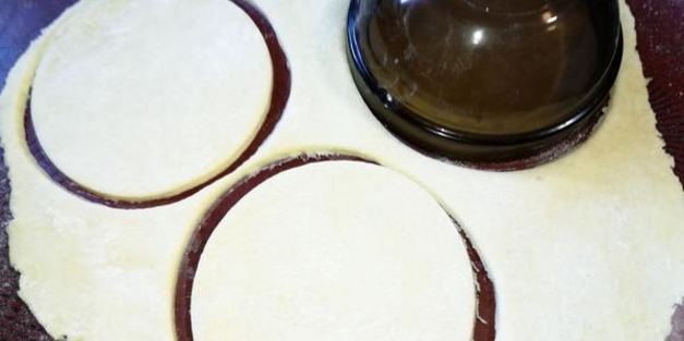 пирожки из сырного теста