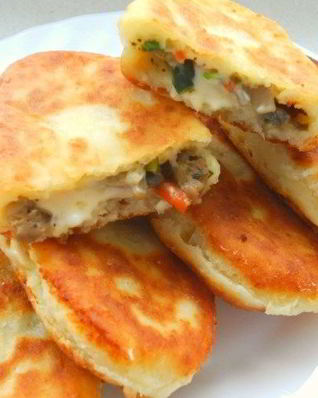 Пирожки из творожного теста