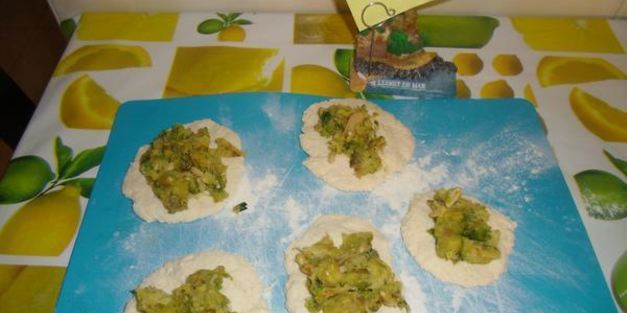 пирожки с брюссельской капустой