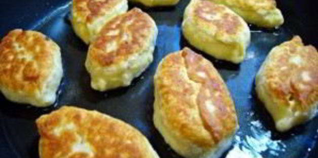 пирожки с черемшой, рисом и луком