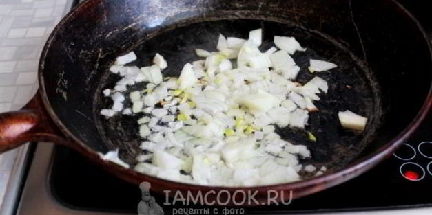 пирожки с капустой и мясом в духовке