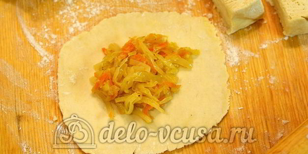 пирожки с капустой