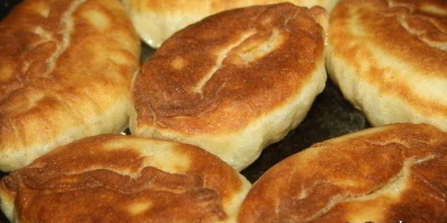 пирожки с картошкой и жареным лучком