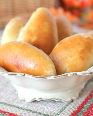 Пирожки с ливерной колбасой на воде