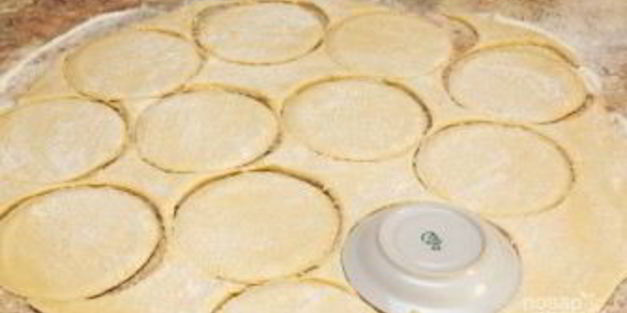 пирожки с луком и яйцами