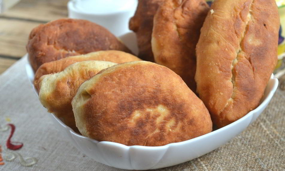 Рецепт пирожки с луком на кефире