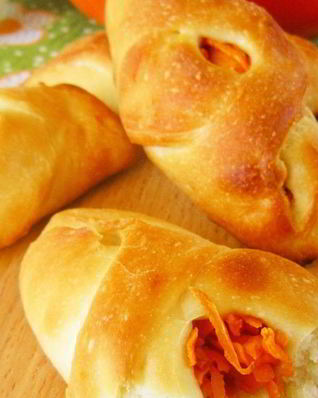 Пирожки с морковкой и медом