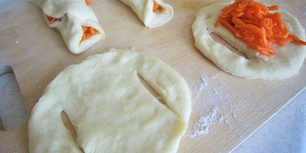 пирожки с морковкой и медом