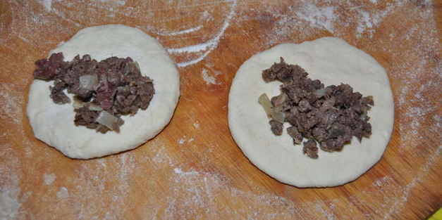 пирожки с мясом