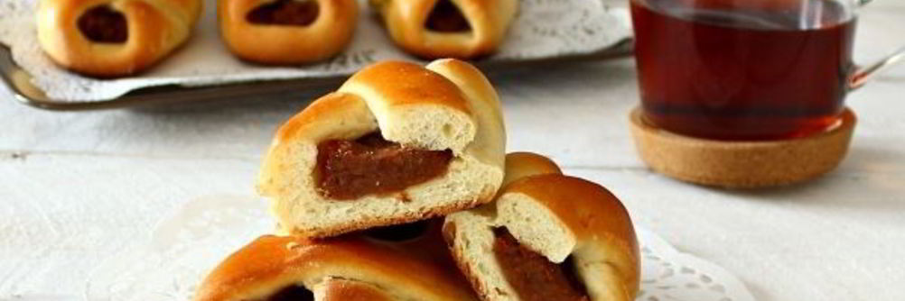 Пирожки с сушеными яблоками