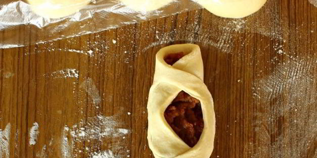 пирожки с сушеными яблоками