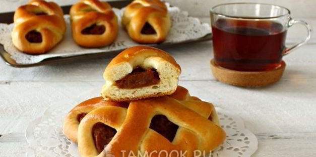 пирожки с сушеными яблоками