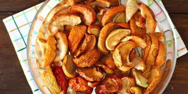 пирожки с сушеными яблоками