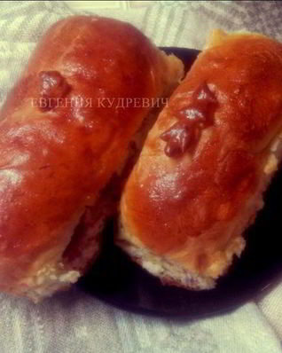 Пирожки с вишней