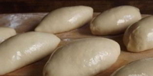 пирожки с яйцом и зеленым луком